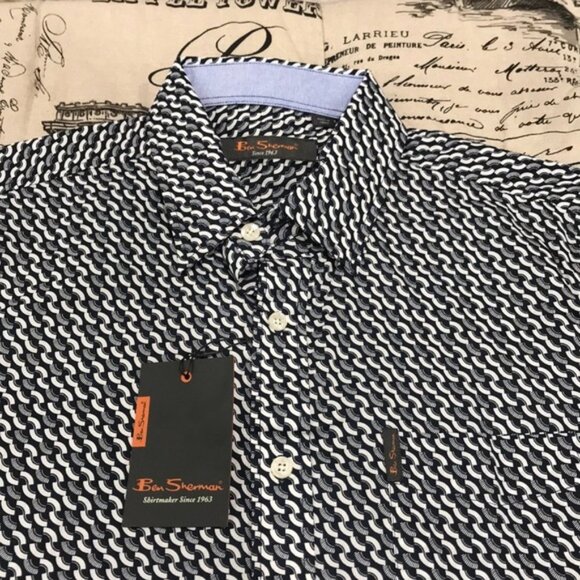 Ben Sherman Fan Print ShortSleeve Modern Fit Shirt - Picture 4 of 9